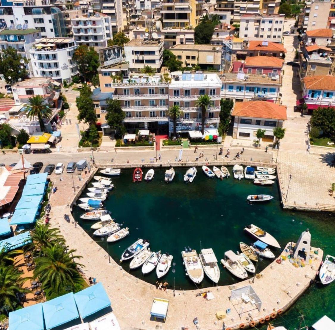 Sun N Blue Hotel Sarandë Exterior foto